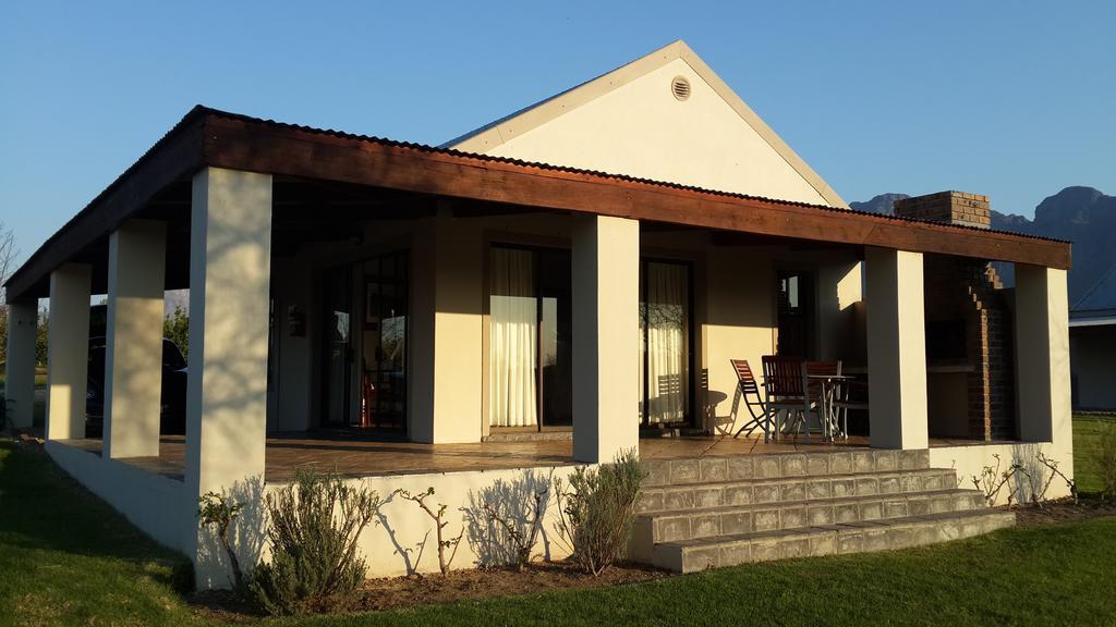 Paddabult Self Catering Cottages Парл Екстериор снимка
