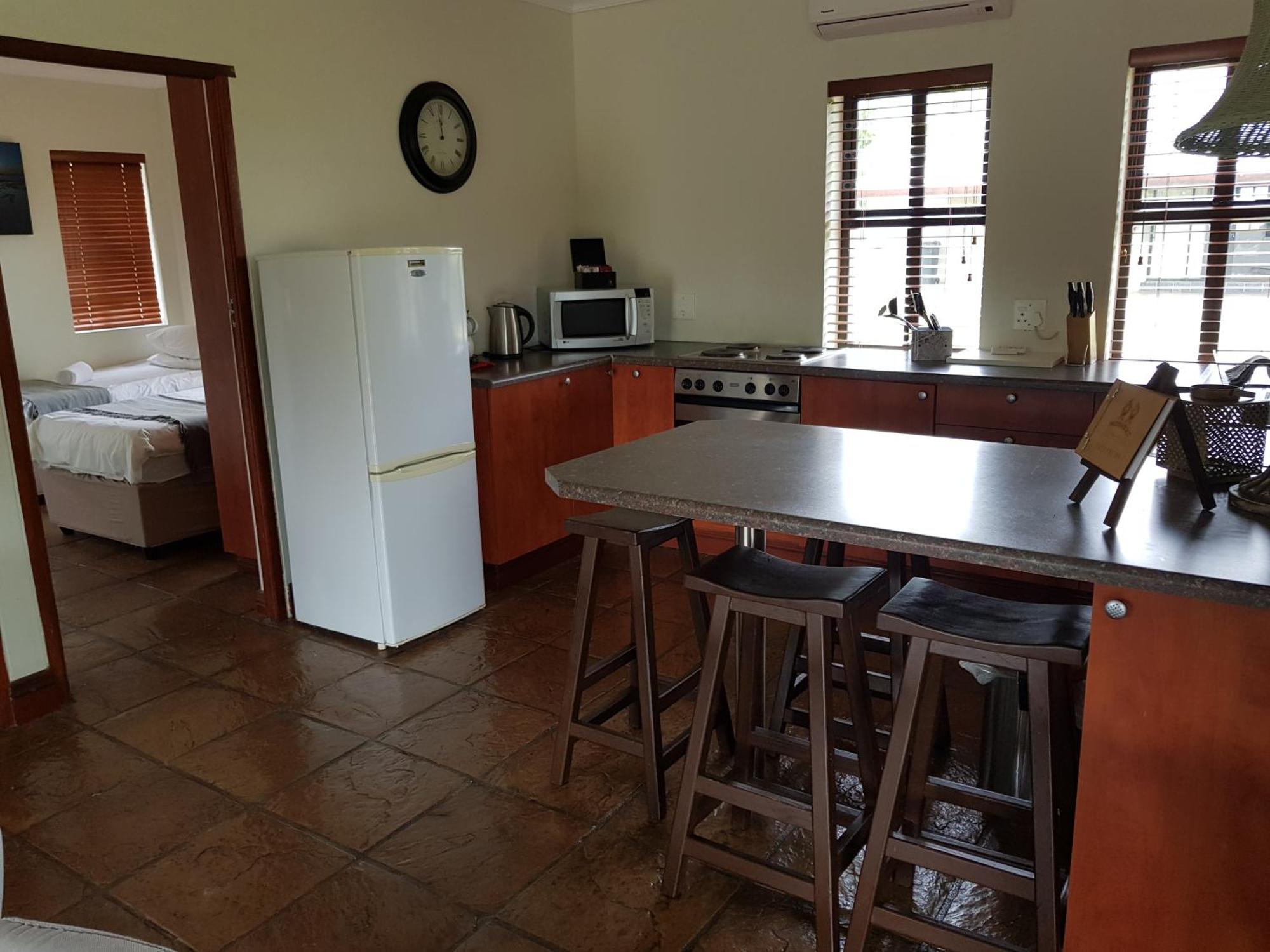 Paddabult Self Catering Cottages Парл Екстериор снимка